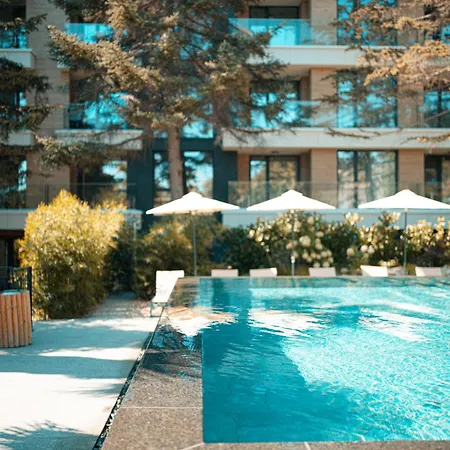 Апартамент Wonderful Azur Panorama Spa, Pool And Fitness Св. Св. Константин и Елена